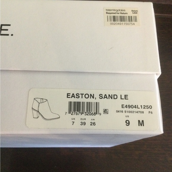 Vince Easton Nubuck Booties Sand 9M - Picture 6 of 6